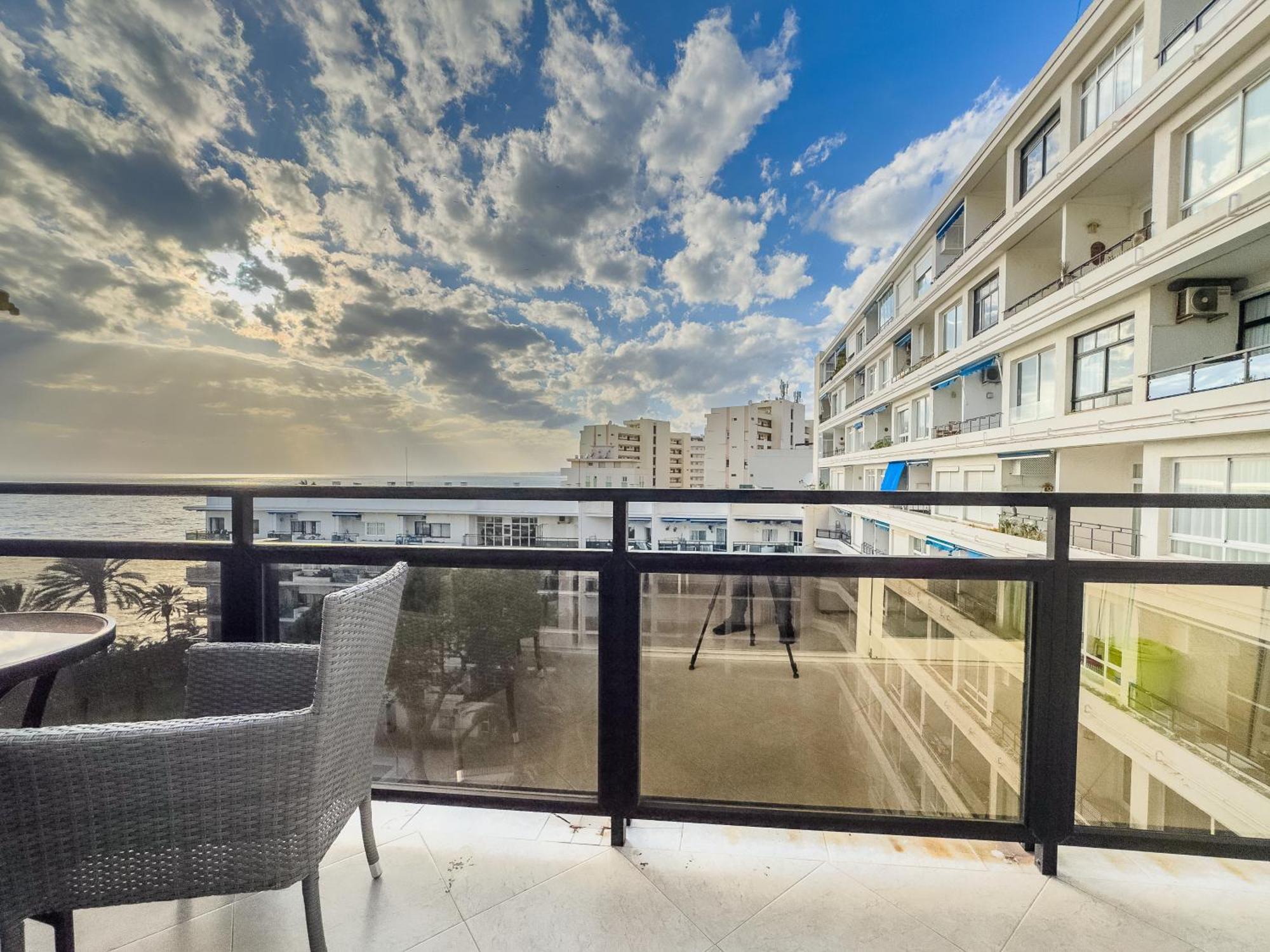 Skol 408A 2 Bedrooms Duplex With Sea Views 马尔韦利亚 外观 照片
