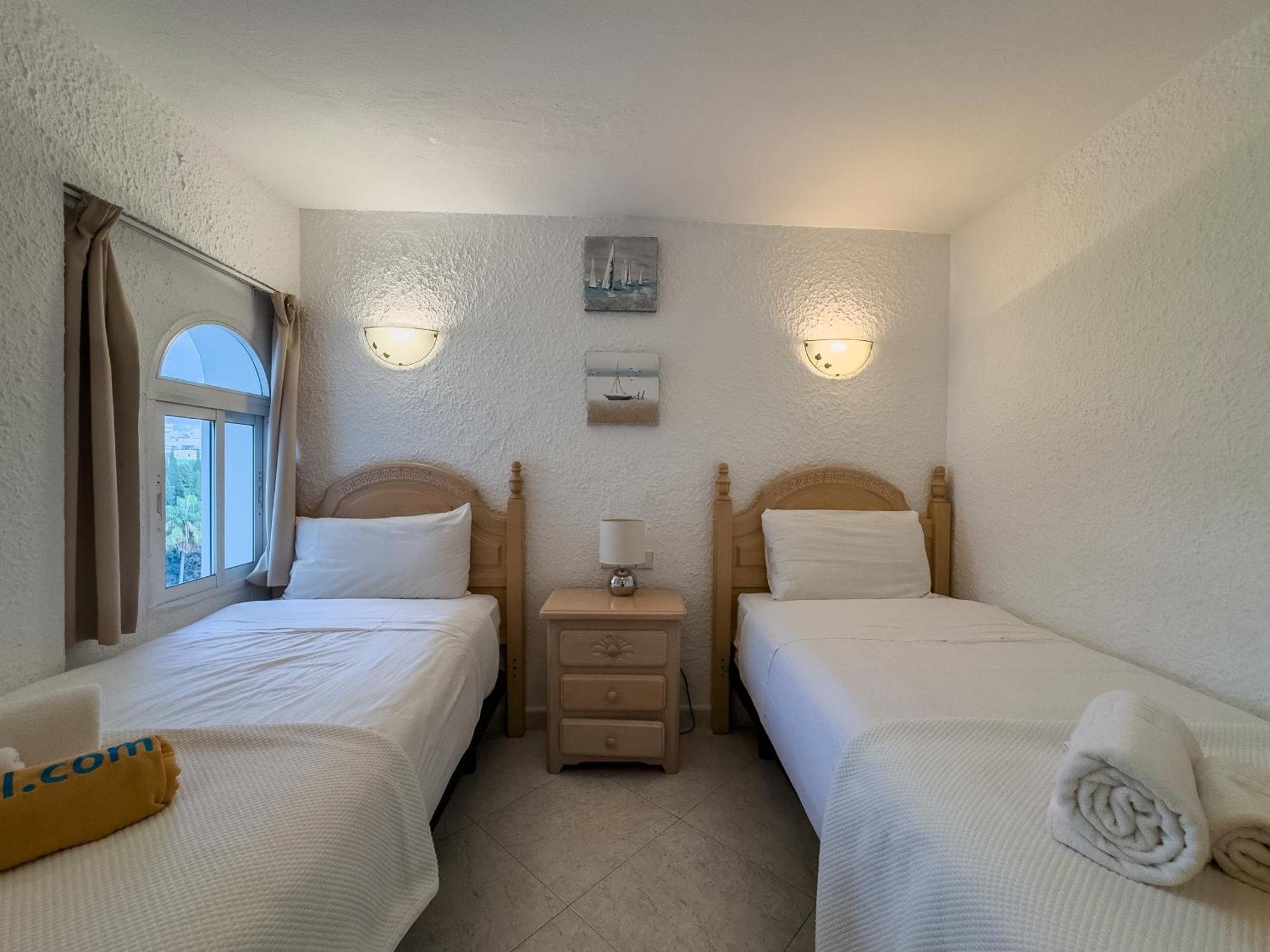 Skol 408A 2 Bedrooms Duplex With Sea Views 马尔韦利亚 外观 照片